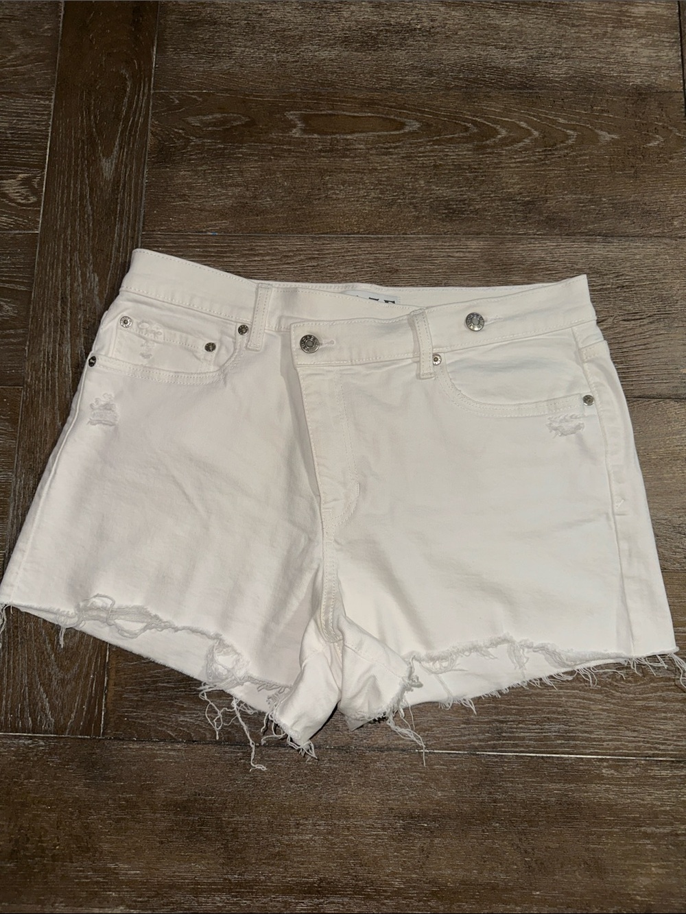 Daze White High-Rise Frayed Hem Denim Shorts
